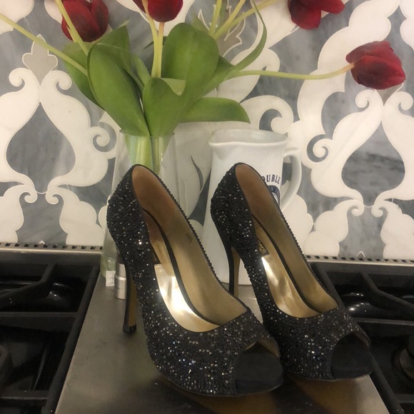 Benjamin Adams London Black Crystallized Satin Dress Pumps, US 7.5 - Picture 11 of 14